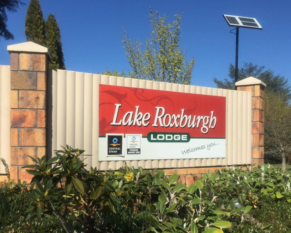 Lake Roxburgh Lodge Ngoại thất bức ảnh