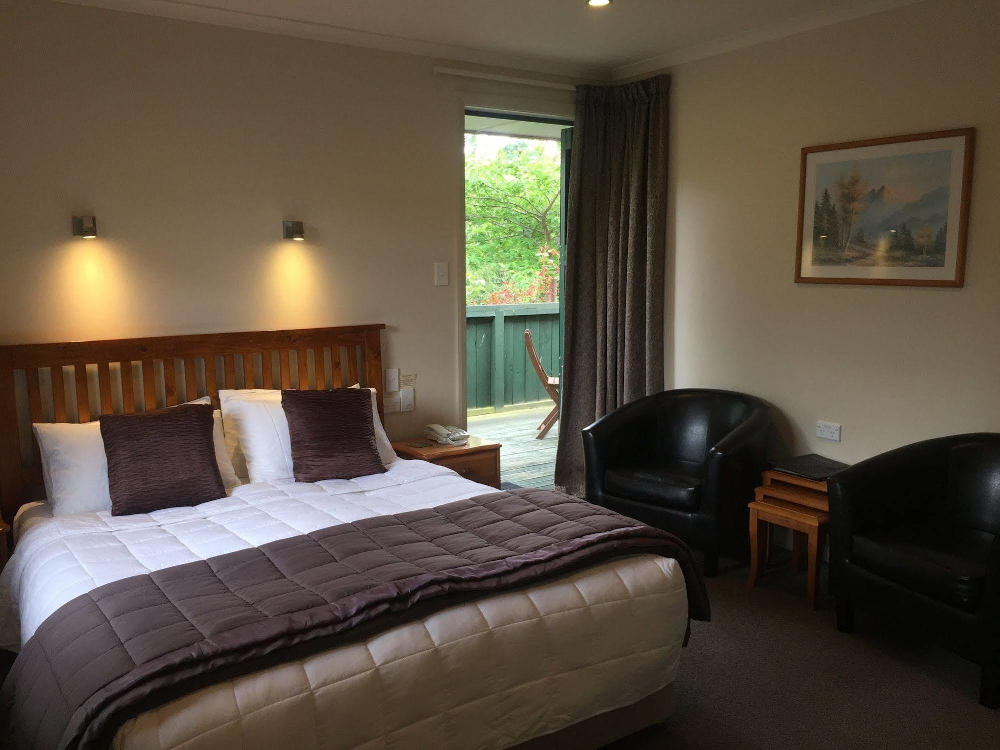 Lake Roxburgh Lodge Ngoại thất bức ảnh