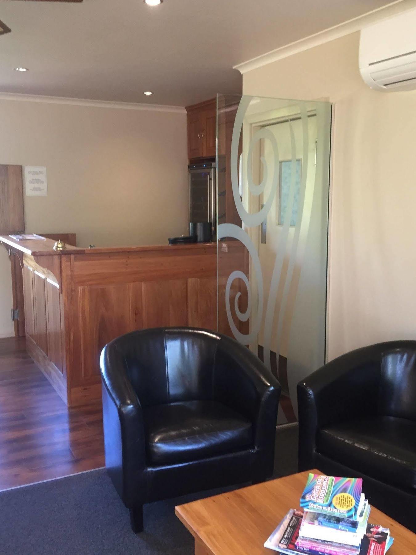 Lake Roxburgh Lodge Ngoại thất bức ảnh